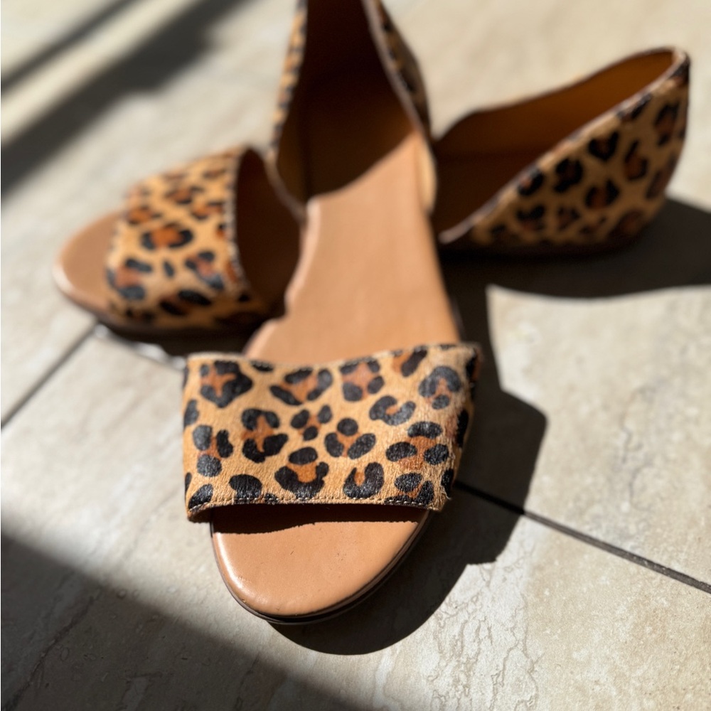 J.Crew Morgan Leopard Calf Hair Peep-Toe Flats – Size 9